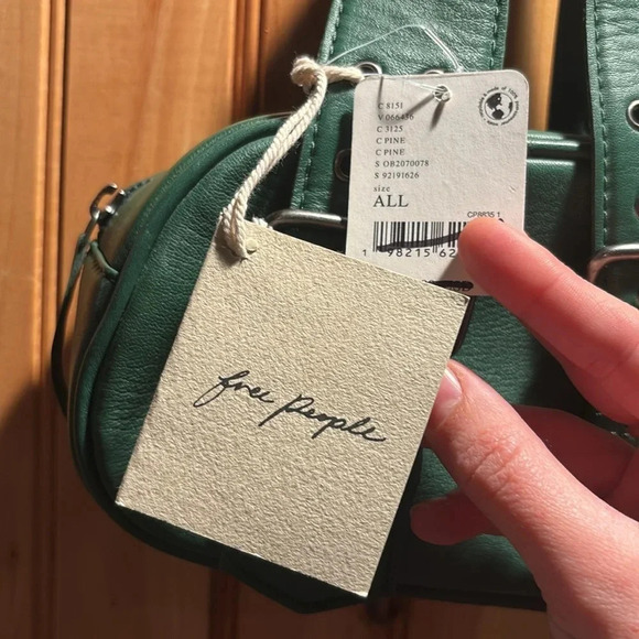 New FREE PEOPLE say yes mini bag - Picture 4 of 6